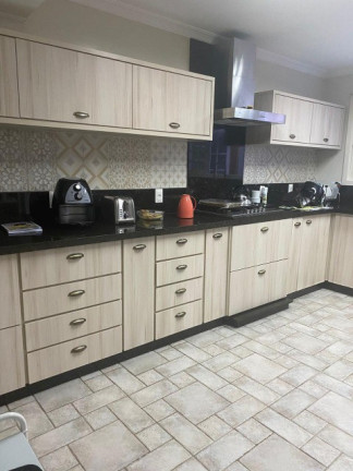 Imagem Casa com 4 Quartos para Temporada, 650 m² em Jardim Novo Mundo - Jundiaí