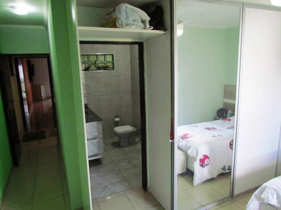 Imagem Sobrado com 3 Quartos à Venda, 295 m² em Vila Yolanda - Osasco