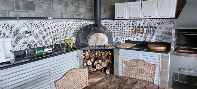 Imagem Chácara com 4 Quartos à Venda, 197 m² em Zona Rural - Brodowski