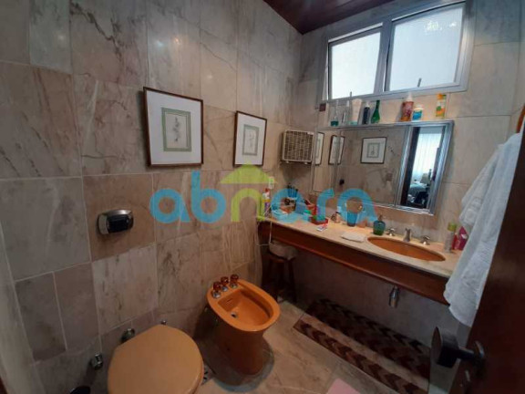 Imagem Apartamento com 3 Quartos à Venda, 190 m² em Copacabana - Rio De Janeiro Imagem Apartamento com 3 Quartos à Venda, 190 m² em Copacabana - Rio De Janeiro