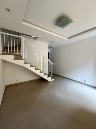 Imagem Casa com 2 Quartos à Venda, 100 m² em Freguesia (jacarepaguá) - Rio De Janeiro Imagem Casa com 2 Quartos à Venda, 100 m² em Freguesia (jacarepaguá) - Rio De Janeiro