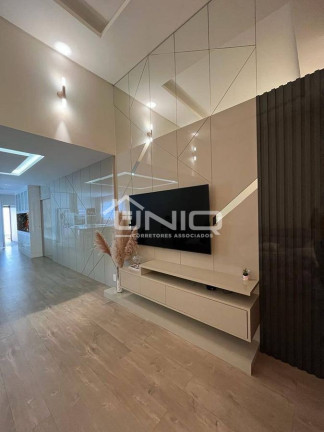 Imagem Casa com 3 Quartos à Venda, 202 m² em Parzianello - Pato Branco