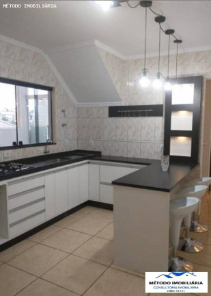 Imagem Casa com 3 Quartos à Venda, 162 m² em Parque Joao Ramalho - Santo André