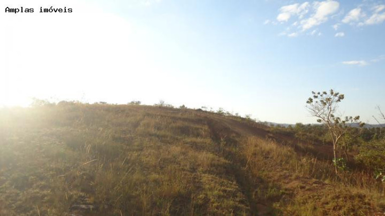 Imagem Terreno à Venda, 10 m² em Olhos D`água - Mateus Leme Imagem Terreno à Venda, 10 m² em Olhos D`água - Mateus Leme