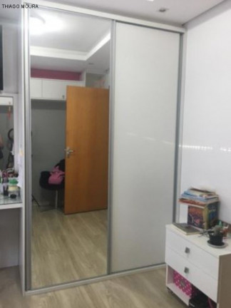 Imagem Imóvel com 2 Quartos à Venda, 70 m² em Jardim Itu - Porto Alegre Imagem Imóvel com 2 Quartos à Venda, 70 m² em Jardim Itu - Porto Alegre