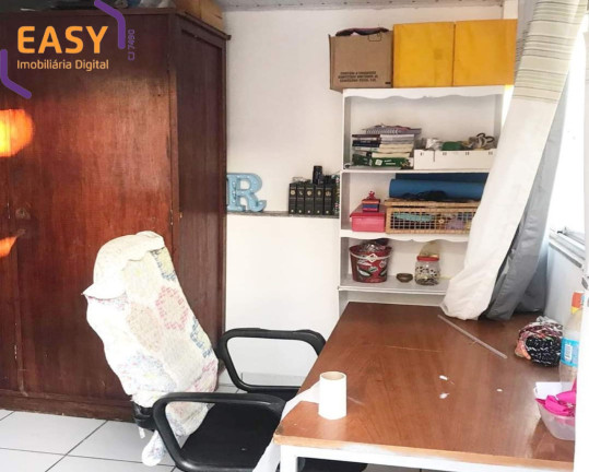 Imagem Imóvel com 4 Quartos à Venda, em Del Castilho - Rio De Janeiro Imagem Imóvel com 4 Quartos à Venda, em Del Castilho - Rio De Janeiro