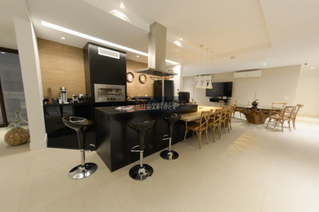 Imagem Casa com 5 Quartos à Venda, 906 m² em Barra Da Tijuca - Rio De Janeiro