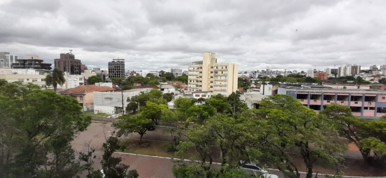 Imagem Apartamento com 2 Quartos à Venda, 68 m² em Santana - Porto Alegre