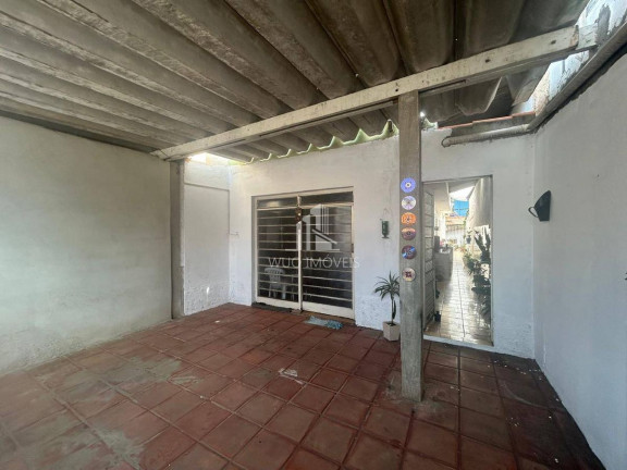 Imagem Casa com 6 Quartos à Venda, 216 m² em Centro - Santa Branca Imagem Casa com 6 Quartos à Venda, 216 m² em Centro - Santa Branca