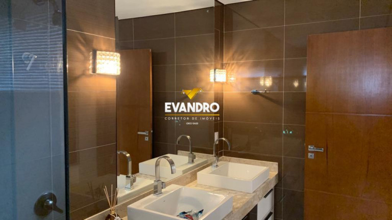 Imagem Casa com 4 Quartos à Venda, 548 m² em Condomínio Florais Cuiabá Residencial - Cuiabá Imagem Casa com 4 Quartos à Venda, 548 m² em Condomínio Florais Cuiabá Residencial - Cuiabá