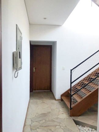 Imagem Casa com 3 Quartos para Alugar, 350 m² em Vila Santo Antônio - Cotia Imagem Casa com 3 Quartos para Alugar, 350 m² em Vila Santo Antônio - Cotia