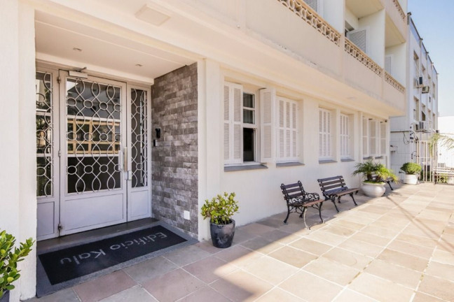 Imagem Imóvel com 3 Quartos à Venda, 98 m² em Petrópolis - Porto Alegre