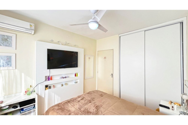 Imagem Apartamento com 2 Quartos à Venda, 53 m² em Santo Antônio - Porto Alegre Imagem Apartamento com 2 Quartos à Venda, 53 m² em Santo Antônio - Porto Alegre