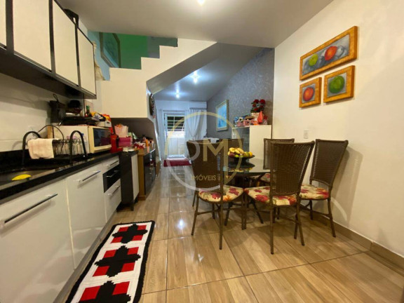 Imagem Sobrado com 2 Quartos à Venda, 72 m² em Areias - Camboriú