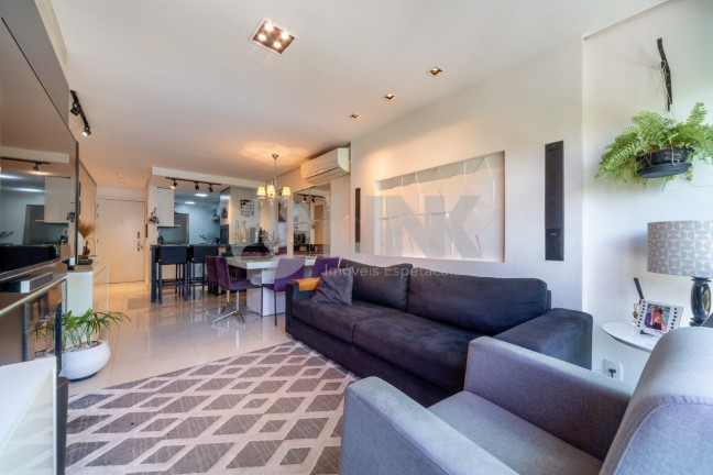 Imagem Apartamento com 2 Quartos à Venda, 67 m² em Chácara Das Pedras - Porto Alegre Imagem Apartamento com 2 Quartos à Venda, 67 m² em Chácara Das Pedras - Porto Alegre