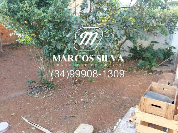 Imagem Casa com 4 Quartos à Venda, 300 m² em Segismundo Pereira - Uberlândia
