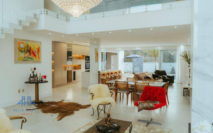 Imagem Casa com 5 Quartos à Venda, 411 m² em Ratones - Florianópolis