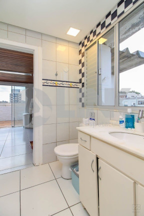 Imagem Imóvel com 3 Quartos à Venda, 148 m² em Rio Branco - Porto Alegre Imagem Imóvel com 3 Quartos à Venda, 148 m² em Rio Branco - Porto Alegre