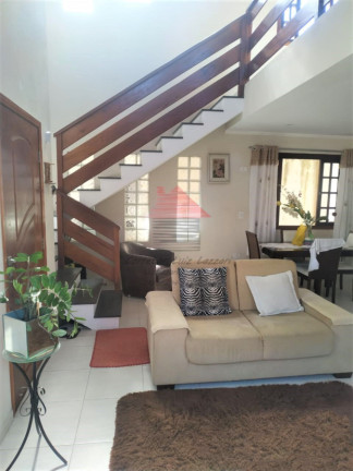 Imagem Casa com 3 Quartos à Venda, 147 m² em Arpoador - Peruíbe Imagem Casa com 3 Quartos à Venda, 147 m² em Arpoador - Peruíbe