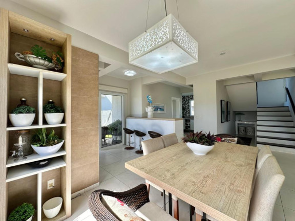 Imagem Casa com 3 Quartos à Venda, 197 m² em Dubai - Capao Da Canoa Imagem Casa com 3 Quartos à Venda, 197 m² em Dubai - Capao Da Canoa