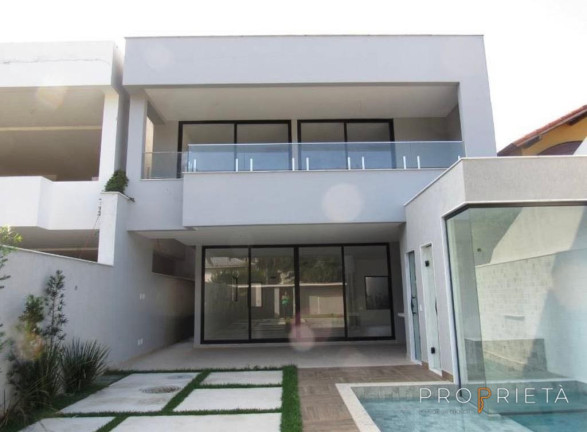 Imagem Casa de Condomínio com 4 Quartos à Venda, 310 m² em Barra Da Tijuca - Rio De Janeiro Imagem Casa de Condomínio com 4 Quartos à Venda, 310 m² em Barra Da Tijuca - Rio De Janeiro