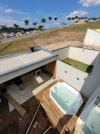Imagem Sobrado com 3 Quartos à Venda, 127 m² em Villas Do Jaguari - Santana De Parnaíba
