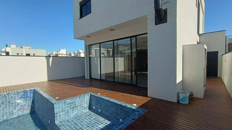 Imagem Casa com 3 Quartos à Venda, 190 m² em Ingleses Do Rio Vermelho - Florianópolis Imagem Casa com 3 Quartos à Venda, 190 m² em Ingleses Do Rio Vermelho - Florianópolis