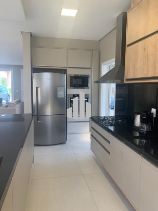 Imagem Casa de Condomínio com 4 Quartos à Venda, 320 m² em Guarita - Torres
