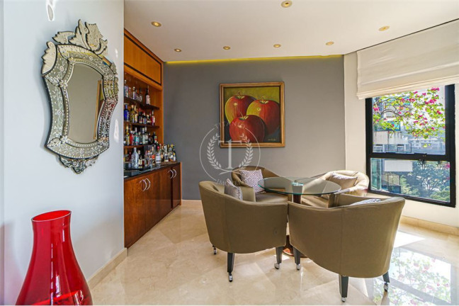 Imagem Apartamento com 3 Quartos à Venda, 257 m² em Jardim Vitória Régia - São Paulo