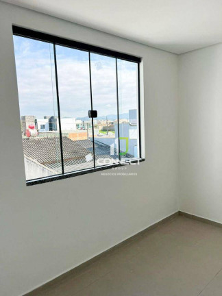 Imagem Sobrado com 2 Quartos à Venda, 100 m² em Espinheiros - Itajaí Imagem Sobrado com 2 Quartos à Venda, 100 m² em Espinheiros - Itajaí