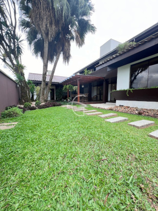 Imagem Casa com 4 Quartos à Venda, em Glória - Joinville Imagem Casa com 4 Quartos à Venda, em Glória - Joinville