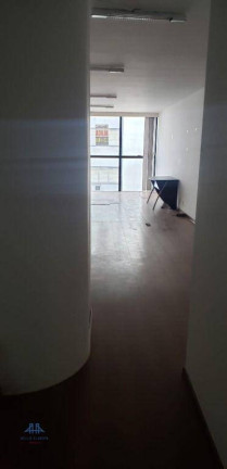 Imagem Sala Comercial à Venda ou Locação, 60 m² em Centro - Florianópolis Imagem Sala Comercial à Venda ou Locação, 60 m² em Centro - Florianópolis