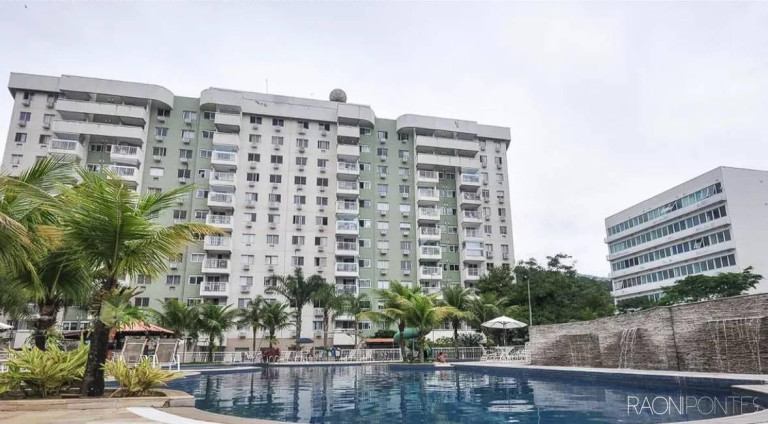 Imagem Apartamento com 2 Quartos à Venda, 65 m² em Camorim