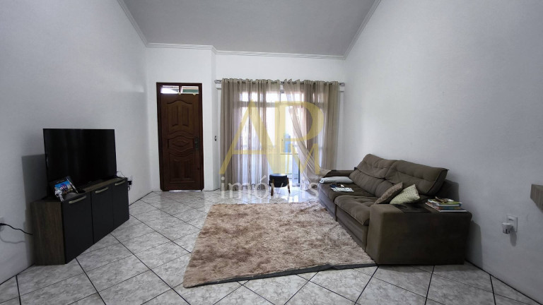 Imagem Casa com 3 Quartos à Venda, 300 m² em Praia João Rosa - Biguaçu