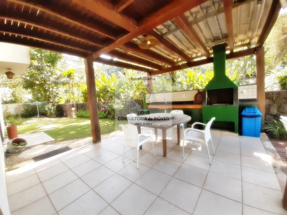 Imagem Sobrado com 3 Quartos à Venda, 787 m² em Toninhas - Ubatuba Imagem Sobrado com 3 Quartos à Venda, 787 m² em Toninhas - Ubatuba