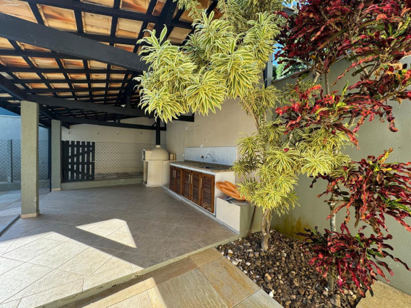 Imagem Sobrado com 3 Quartos à Venda, 460 m² em São Francisco Da Praia - São Sebastião Imagem Sobrado com 3 Quartos à Venda, 460 m² em São Francisco Da Praia - São Sebastião