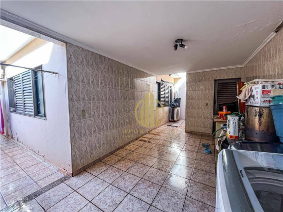 Imagem Casa com 2 Quartos à Venda, 160 m² em Campos Elíseos - Ribeirão Preto Imagem Casa com 2 Quartos à Venda, 160 m² em Campos Elíseos - Ribeirão Preto