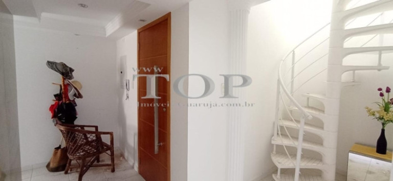 Imagem Cobertura com 3 Quartos à Venda, 190 m² em Enseada - Guarujá