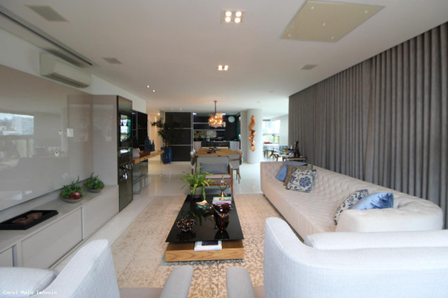 Imagem Apartamento com 4 Quartos à Venda, 228 m² em Savassi - Belo Horizonte Imagem Apartamento com 4 Quartos à Venda, 228 m² em Savassi - Belo Horizonte