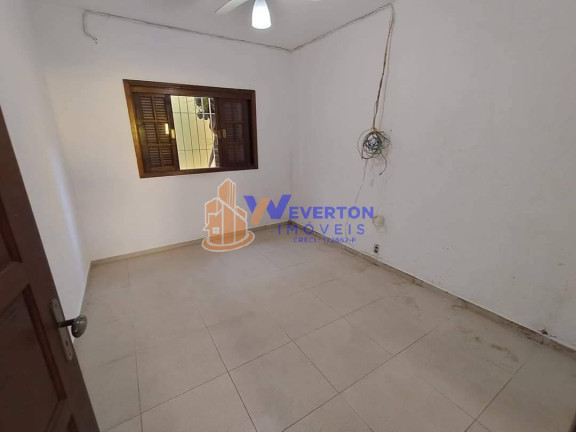 Imagem Casa com 3 Quartos à Venda,  em Itaguai - Mongaguá