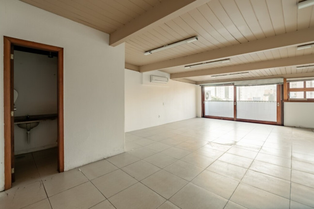 Imóvel Comercial à Venda, 320 m² em Petrópolis - Porto Alegre