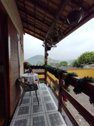 Imagem Casa com 4 Quartos à Venda, 123 m² em Araras - Teresópolis
