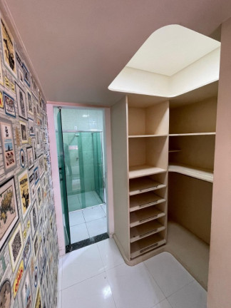 Imagem Casa com 4 Quartos à Venda, 293 m² em Centro - Manaus