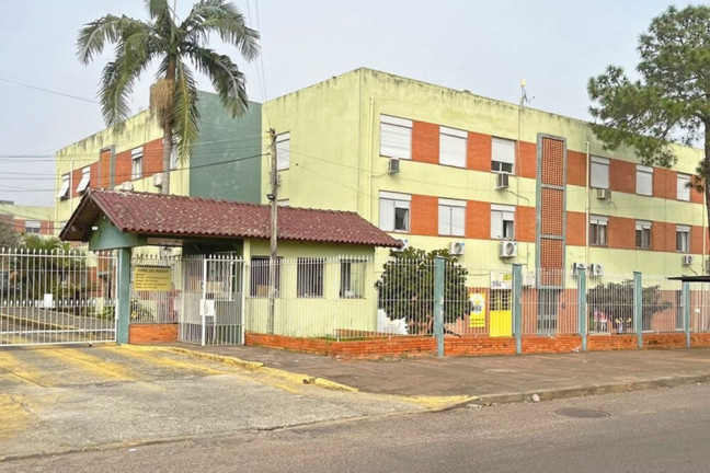 Imóvel com 3 Quartos à Venda,  em Cristal - Porto Alegre