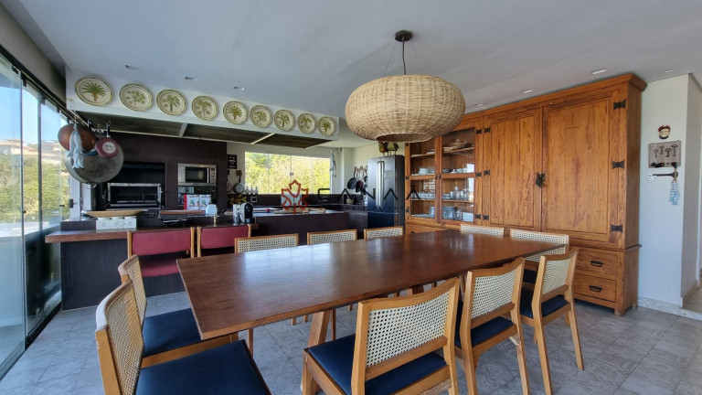 Imagem Casa com 4 Quartos à Venda, 270 m² em Ferradurinha - Armação Dos Búzios Imagem Casa com 4 Quartos à Venda, 270 m² em Ferradurinha - Armação Dos Búzios