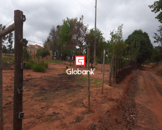 Imagem Imóvel com 2 Quartos à Venda, 2.750 m² em Bocaiuva - Montes Claros