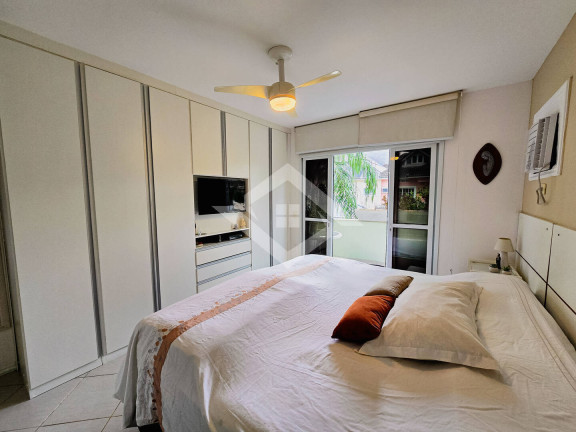 Imagem Casa de Condomínio com 4 Quartos à Venda, 220 m² em Vargem Pequena - Rio De Janeiro