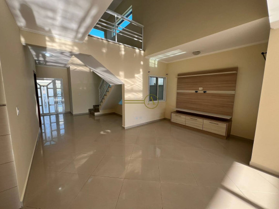 Imagem Casa com 4 Quartos para Alugar, 200 m² em Jardim Márcia - Peruíbe Imagem Casa com 4 Quartos para Alugar, 200 m² em Jardim Márcia - Peruíbe
