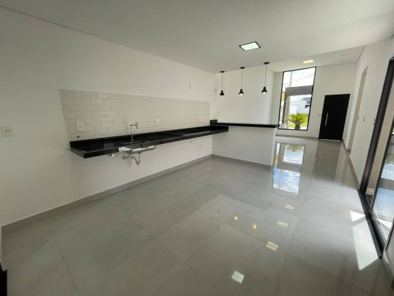 Imagem Casa de Condomínio com 3 Quartos à Venda, em Horto Florestal - Sorocaba Imagem Casa de Condomínio com 3 Quartos à Venda, em Horto Florestal - Sorocaba