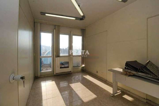 Imóvel Comercial para Alugar, 70 m² em Centro - Santos